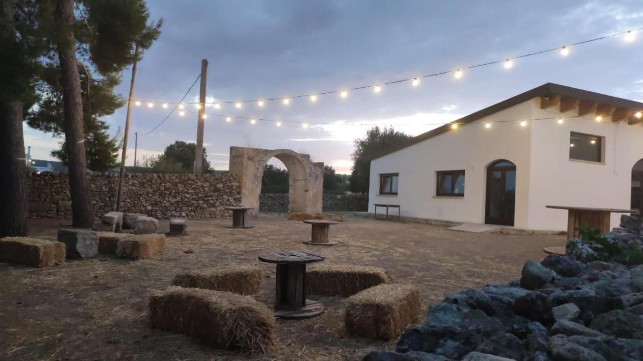 Ych-Le Grotte Di Sileno Bed & Breakfast Castellaneta Eksteriør bilde
