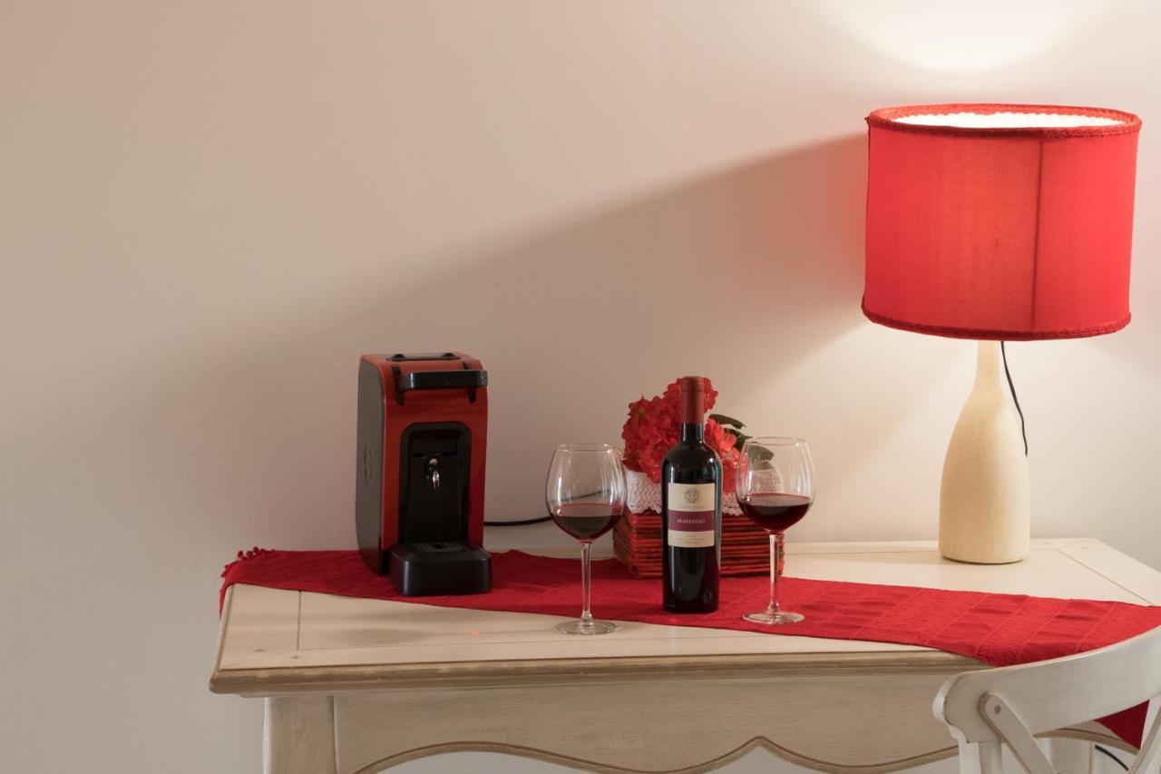 Ych-Le Grotte Di Sileno Bed & Breakfast Castellaneta Eksteriør bilde