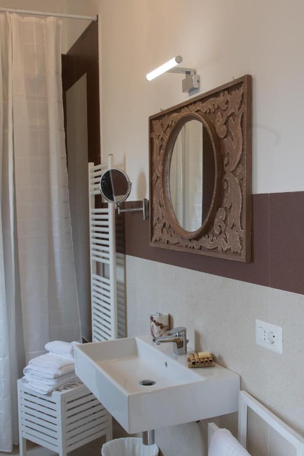Ych-Le Grotte Di Sileno Bed & Breakfast Castellaneta Eksteriør bilde