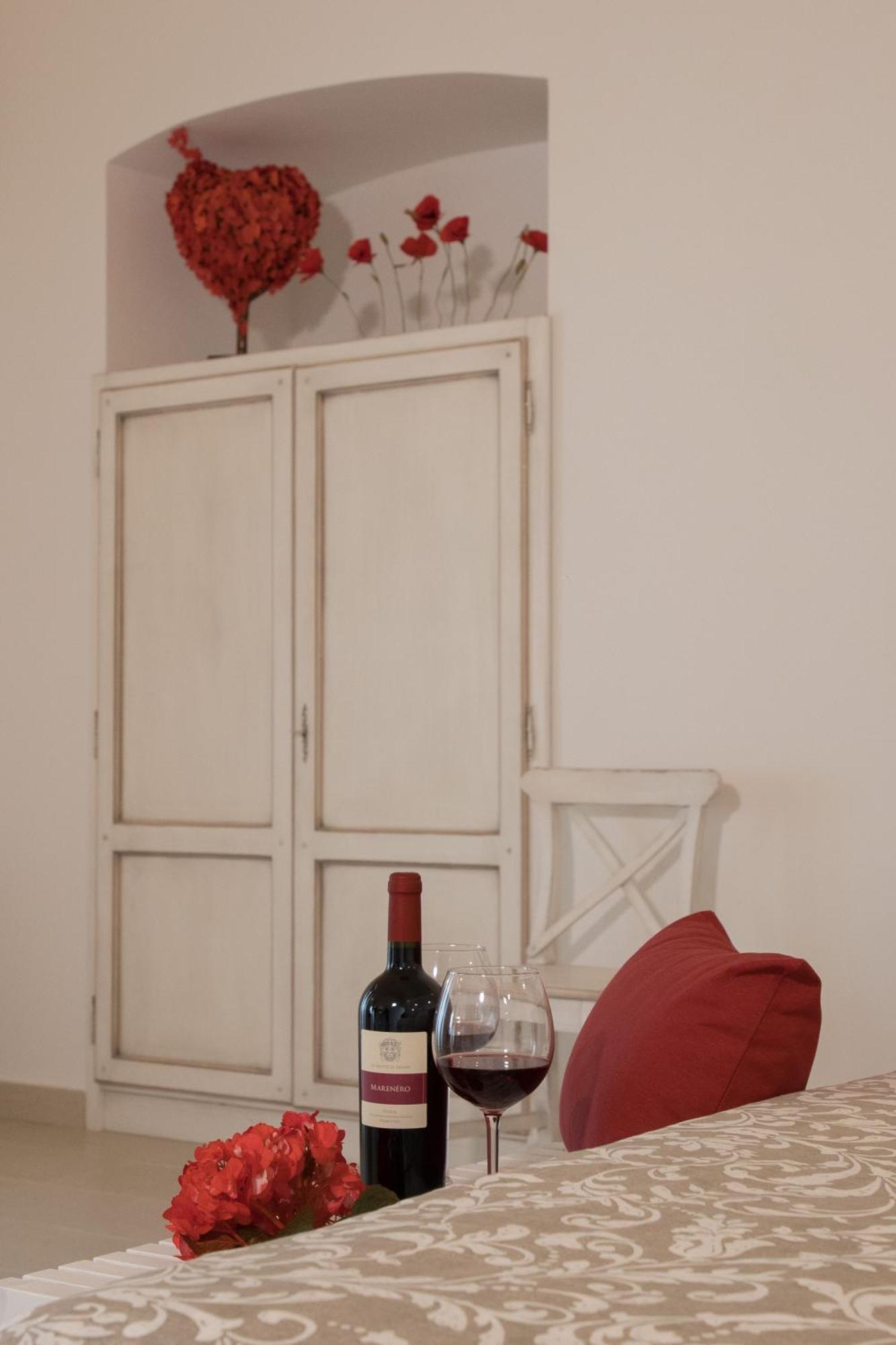Ych-Le Grotte Di Sileno Bed & Breakfast Castellaneta Rom bilde